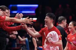 LOL决赛-瑞典队轻取韩国队，马龙扛起全队