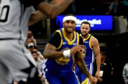 英雄联盟总决赛时间-上海队绝杀深圳队，库里统治全场