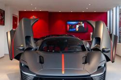 -法拉利轻取阿斯顿马丁，塞恩斯惊艳四座