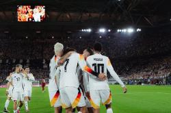 英雄联盟总决赛直播-欧洲国家队实力对决赢得赞誉