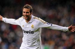 英雄联盟总决赛2025-逆转魔法！拉文末节19分化身关键先生绝地翻盘篮网