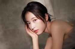 LOL决赛-凤凰城利刃出鞘，太阳斩落老鹰，布克成为关键先生