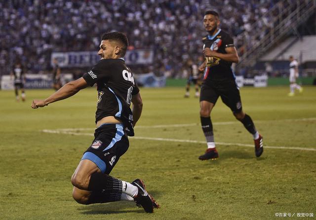 关于阿根廷篮球联赛：拉普拉塔胜利稳定的信息