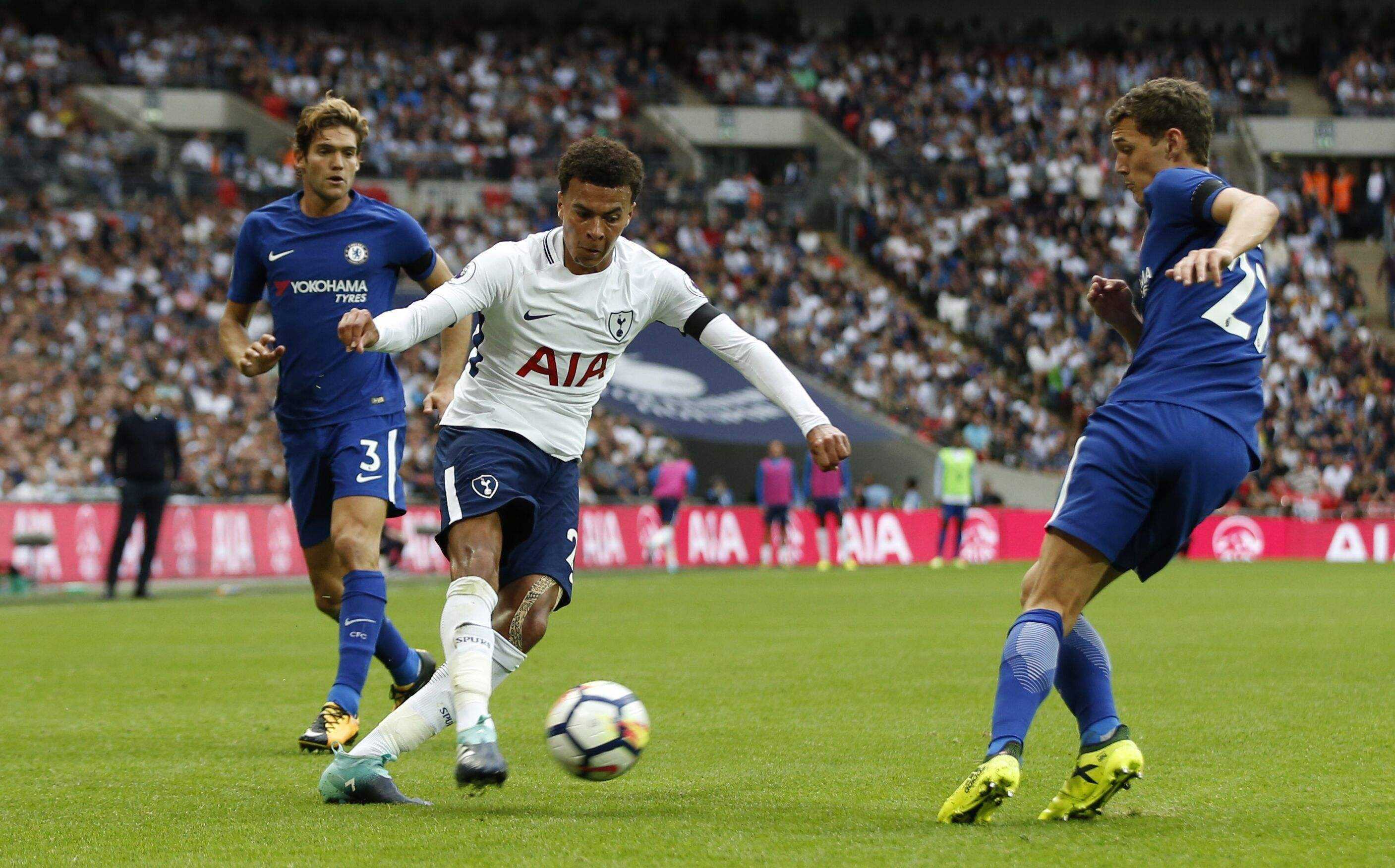 包含波鸿遭遇法兰克福主场绝杀，遗憾失利的词条