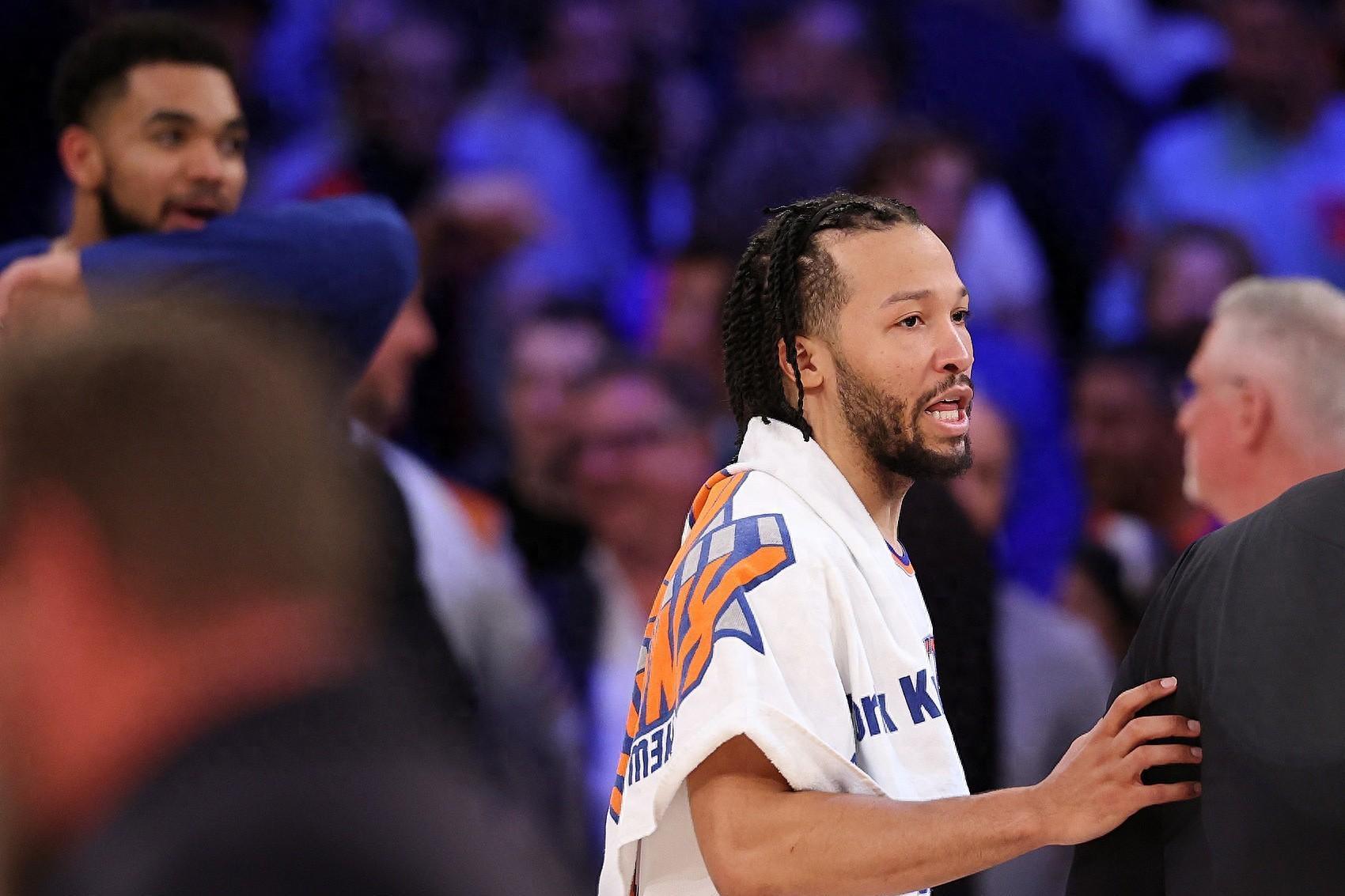 包含尼克斯外线射手完成全明星级表现的词条