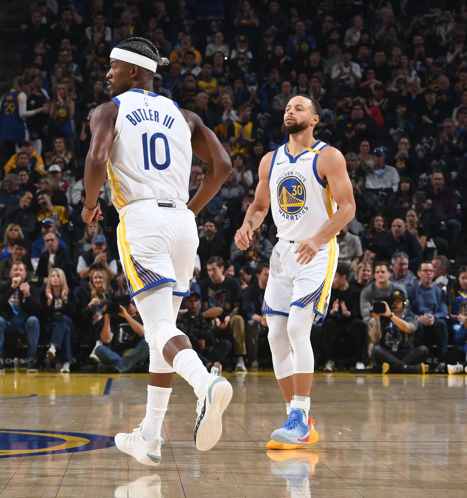 勇士队对手防线改变战术节奏的简单介绍