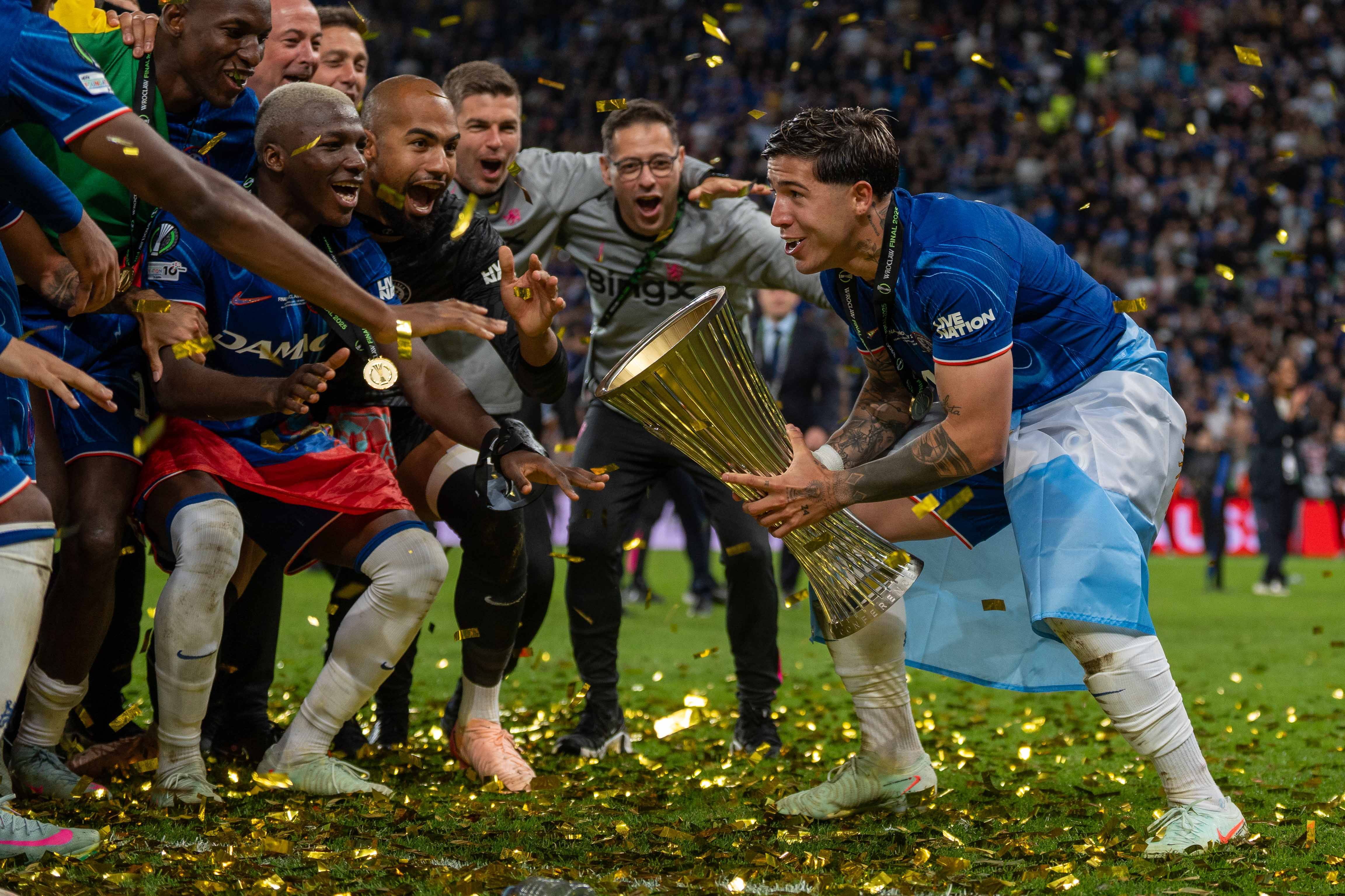 狂奔切尔西取得不败战绩，冲击联赛亚军地位！