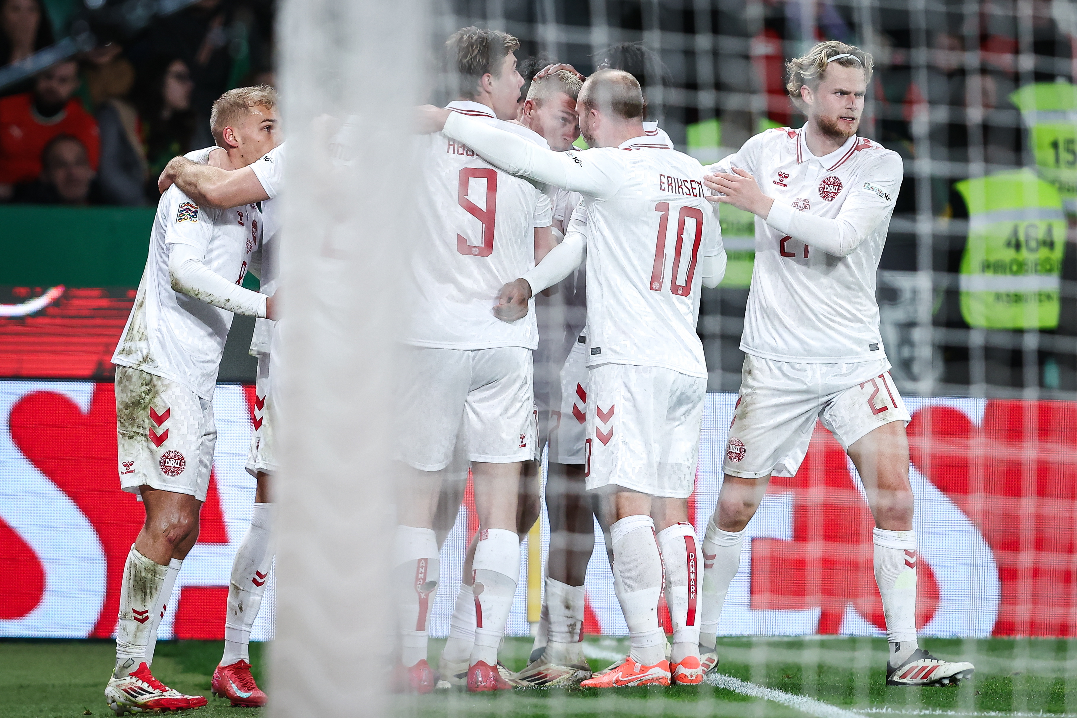 欧国联比赛:激烈角逐背后,球员辛勤付出的简单介绍 欧国联比赛:激烈角逐背后,球员辛勤付出的简单介绍