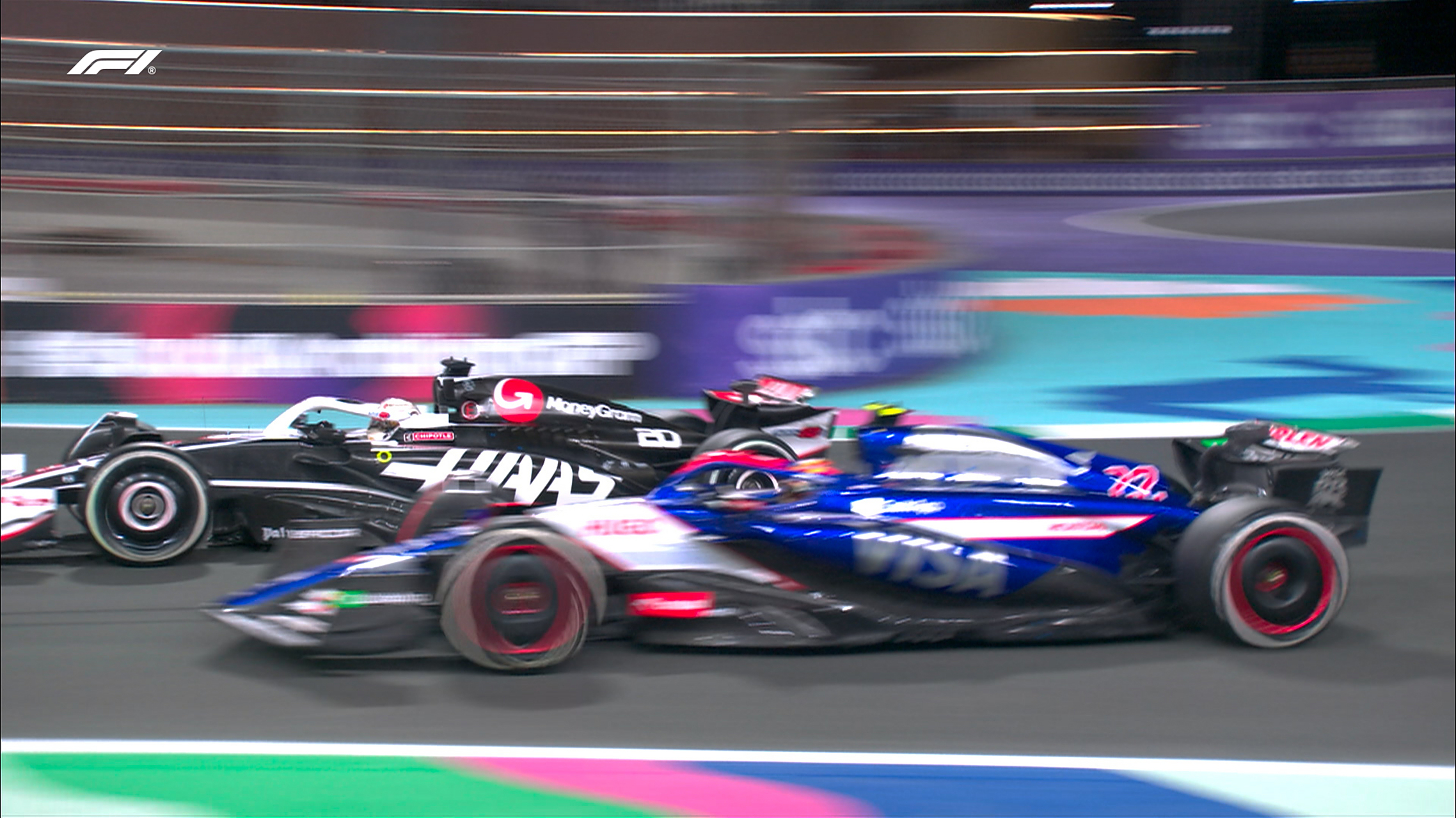 哈斯车队鏖战红牛二队，拉塞尔点燃赛场