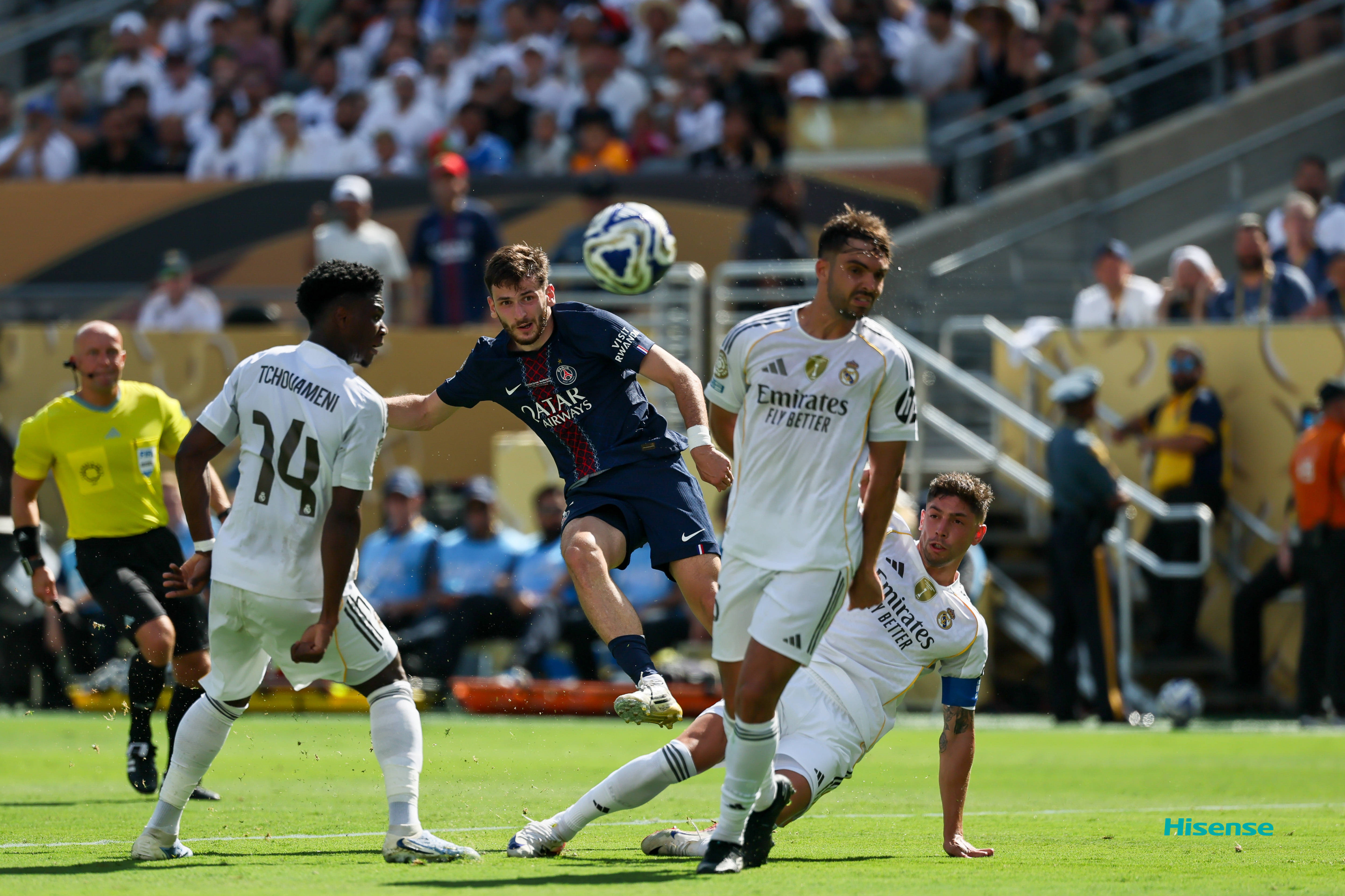 皇家马德里主力中场拉莫斯抢点破门 皇家马德里主力中场拉莫斯抢点破门