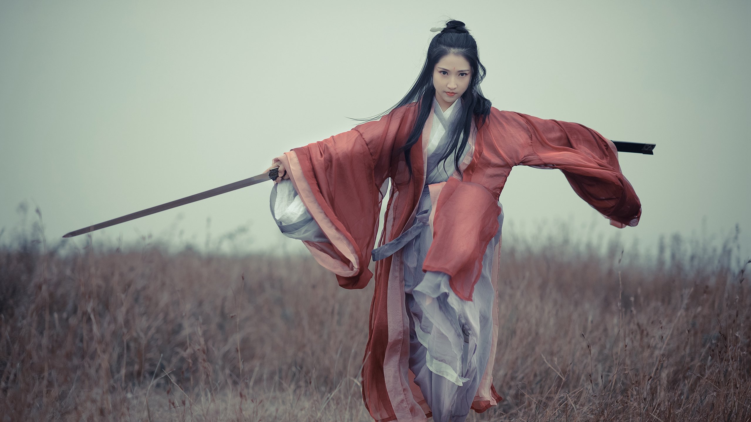 当哈登坐上赛车,狂飙、接管与跨界宣言